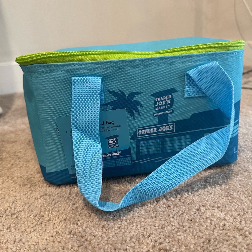Trader Joe’s Mini Insulated Tote – Blue NWT